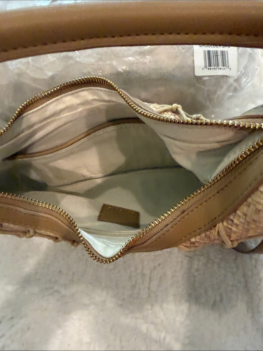Dolce Vita Tan Woven Shoulder Bag with Knotted Net Overlay - Picture 4 of 4